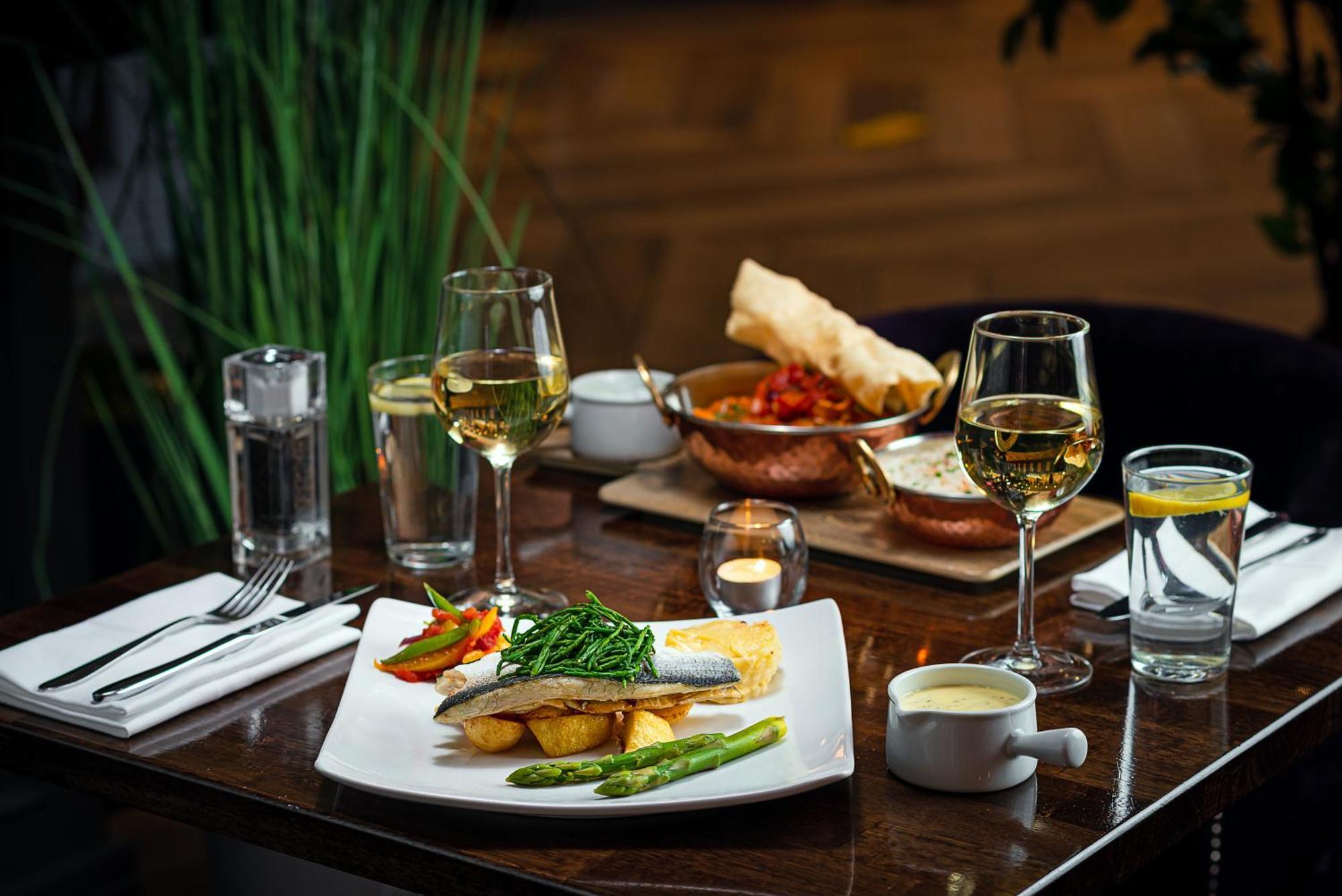 Longcourt House Hotel Newcastle West Ngoại thất bức ảnh