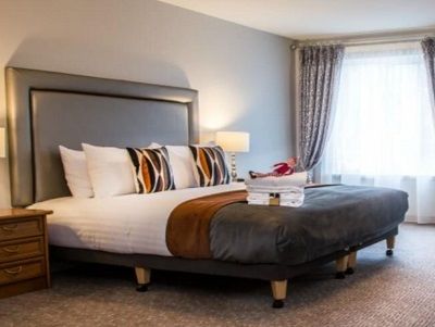 Longcourt House Hotel Newcastle West Ngoại thất bức ảnh