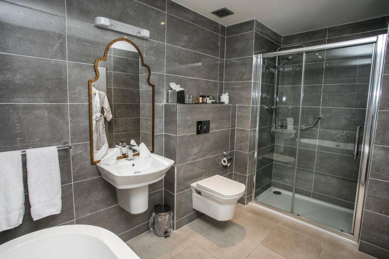 Longcourt House Hotel Newcastle West Ngoại thất bức ảnh
